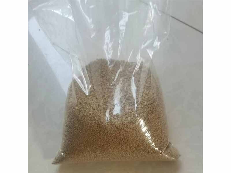 飼料預(yù)混料專用膨潤(rùn)土顆粒類(lèi)