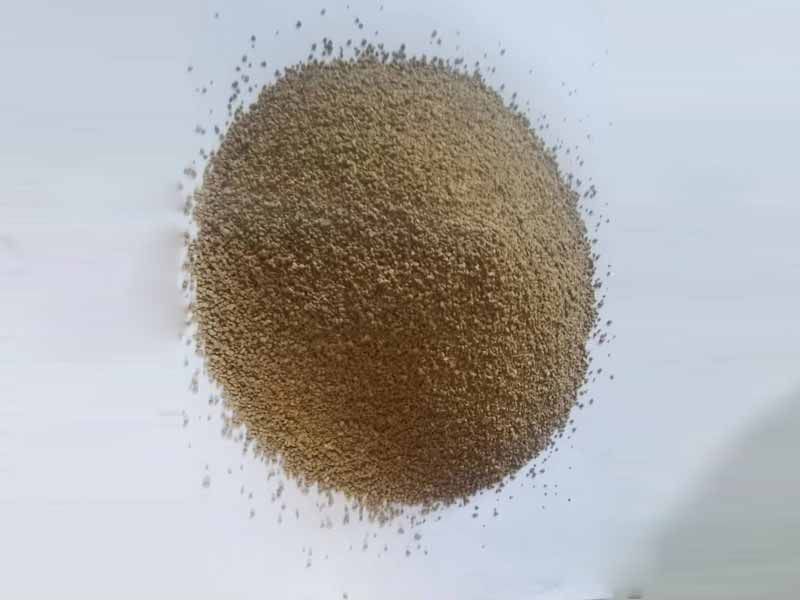 飼料預(yù)混料專用膨潤(rùn)土顆粒類(lèi)